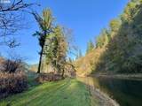 28593 Lower Smith River Rd - Photo 14