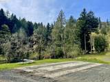 28593 Lower Smith River Rd - Photo 19