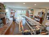 1689 Applewood Dr - Photo 19