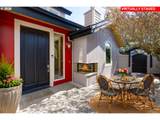 1360 Pacific St - Photo 7