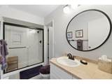 17666 Rolling Hill Ln - Photo 4