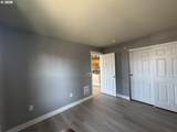 737 99TH Ave - Photo 4