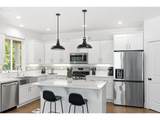 2574 Brackenfern Rd - Photo 14