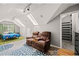 215 Hereford St - Photo 10