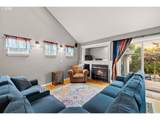 215 Hereford St - Photo 2