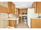 579 Fleming Ave - Photo 9