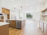 416 20TH Way - Photo 10