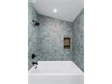 5601 Bybee Blvd - Photo 18