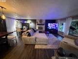 15984 Brook Ct - Photo 13