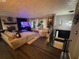 15984 Brook Ct - Photo 9