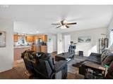 826 Cherry St - Photo 3