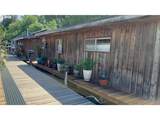 6901 Oaks Park Way - Photo 21