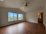 815 Old County Rd - Photo 12