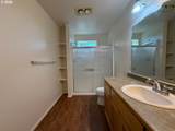815 Old County Rd - Photo 16