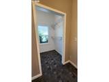 315 Gale St - Photo 14