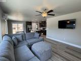 1123 Laura St - Photo 5