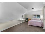 267 5TH St - Photo 16