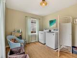 2390 Edgewood St - Photo 16
