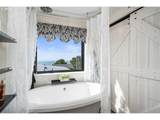 2035 66TH St - Photo 14
