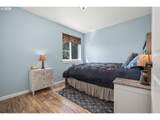 2035 66TH St - Photo 18