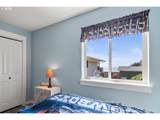 2035 66TH St - Photo 19