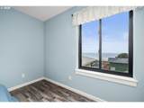 2035 66TH St - Photo 21