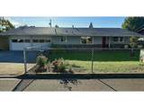 1510 Lester St - Photo 1