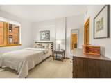 725 10TH Ave - Photo 16