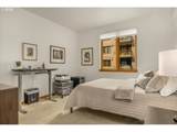 725 10TH Ave - Photo 17