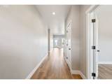 420 Manzanita Dr - Photo 4