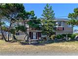 539 Park St - Photo 2