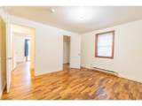 2749 Hilyard St - Photo 10