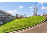 925 Fairway Dr - Photo 3