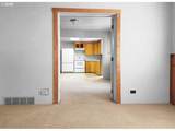 1170 Walnut St - Photo 5