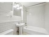 1005 Park Ave - Photo 15