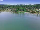 1050 Shady Cove Ln - Photo 4