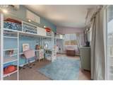 1325 College St - Photo 21