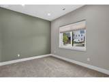 10013 Elderberry St - Photo 23