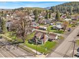 206 1ST St - Photo 1
