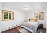 111 Cypress Ave - Photo 18