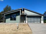 559 Meadows Dr - Photo 1