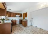 2522 Marshall Ave - Photo 18