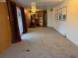 16901 Division St - Photo 8