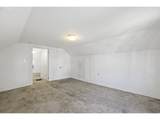 135 Broadway St - Photo 20