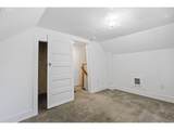 135 Broadway St - Photo 21