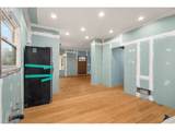 9105 Seward Ave - Photo 9