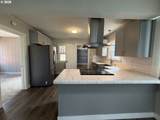 1325 Pine St - Photo 12