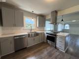 1325 Pine St - Photo 3