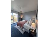 628 Knott St - Photo 15