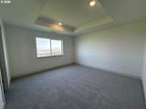 481 Taft St - Photo 9